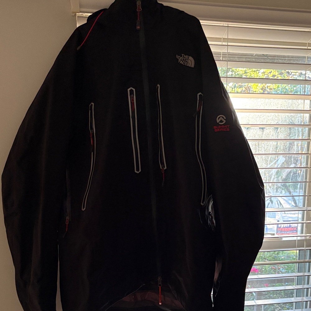 The North Face Mammatus pro shell Performance Jacket - barely used